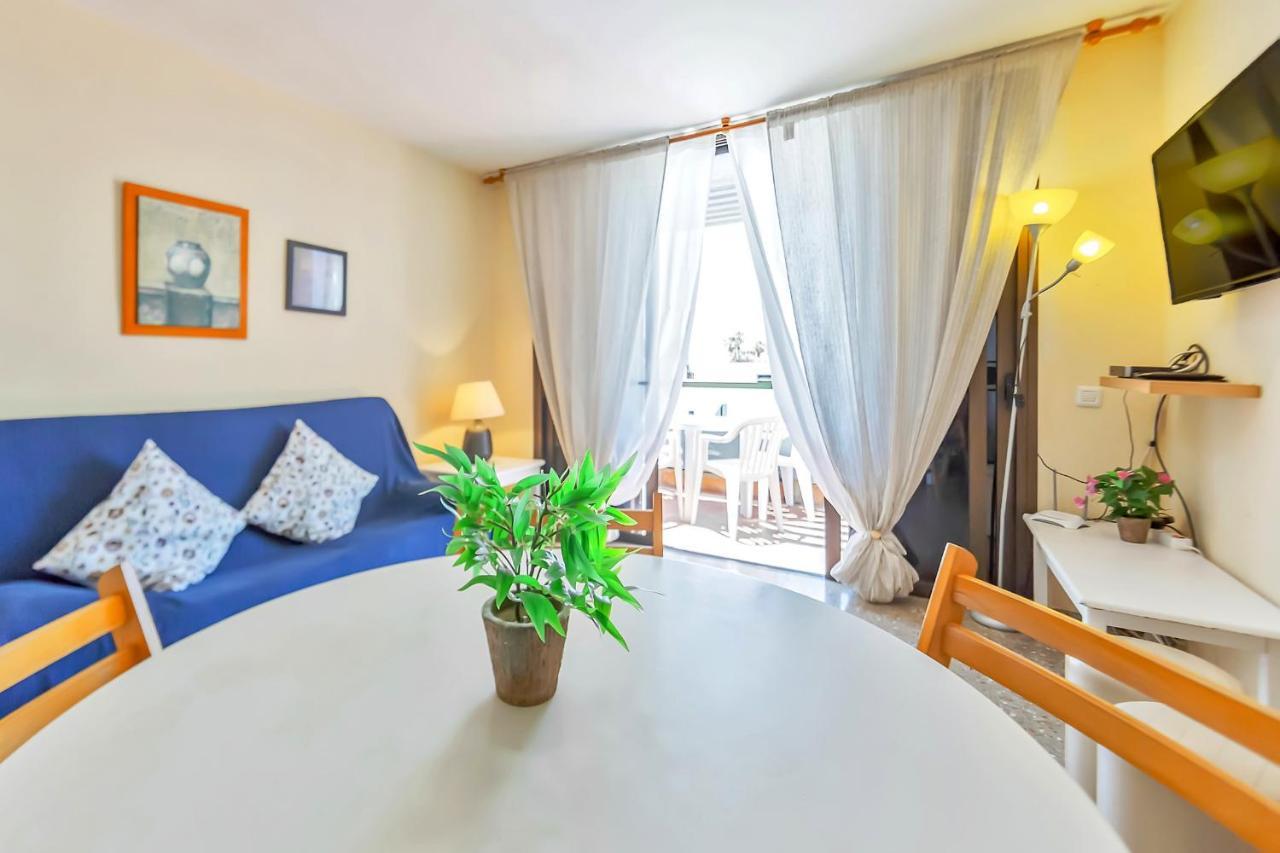 Apartment Near Playa De Las Americas With Wifi And Pool, Tenerife Sur Exterior photo